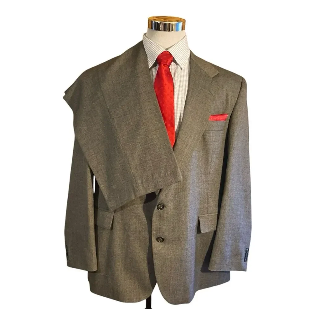 Vintage Classic 2 Piece Suit Men’s Size 46 Gray Jacket & Pants Made In USA